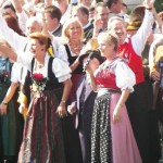 Wiesn Platzkonzert vor der Bavaria